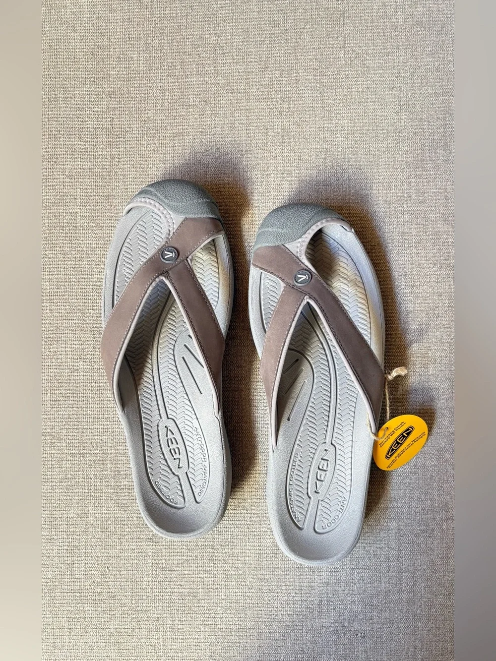 Keen Men's Leather Flip-Flop Sandals.  New with tags